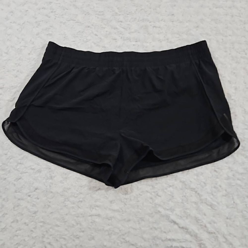 Athleta mesh racer run 2.5-in short women's size XL black